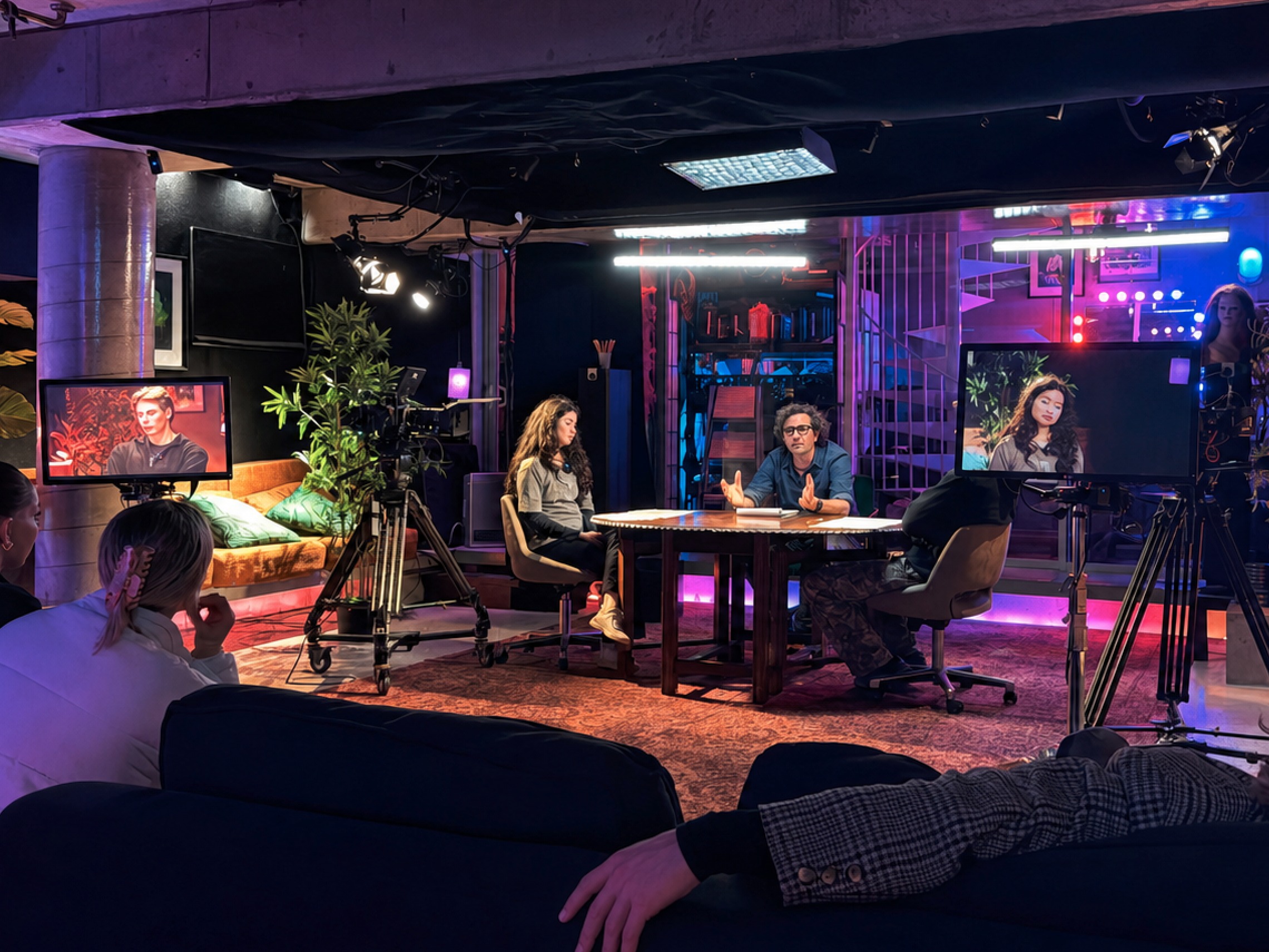 Wide view of the JJ Splice multi-cam studio, with Dean Francis directing a session